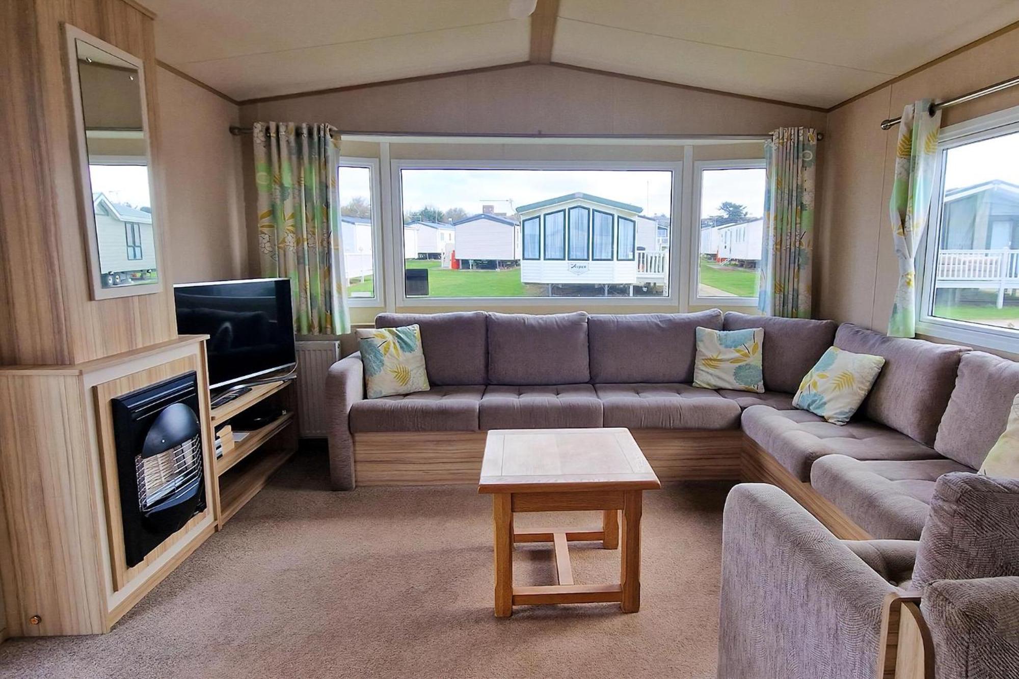 8 Berth Caravan For Hire At Manor Park Near To A Great Beach Ref 23041C Hunstanton Luaran gambar